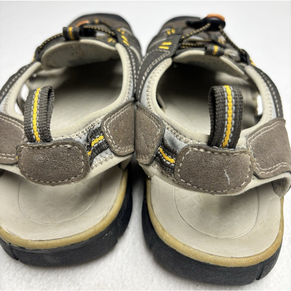 Size 13 Croft & Barrow Sandals Beige Casual Round Toe Slip On Suede Adult Mens - Picture 7 of 7